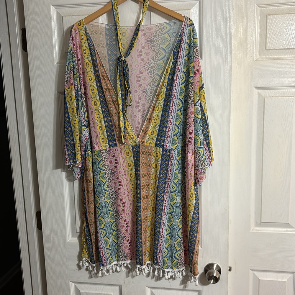 Beach/Pool Coverup - Multicolor Print - Picture 4 of 15